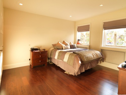 Solid Walnut Lacquered Flooring