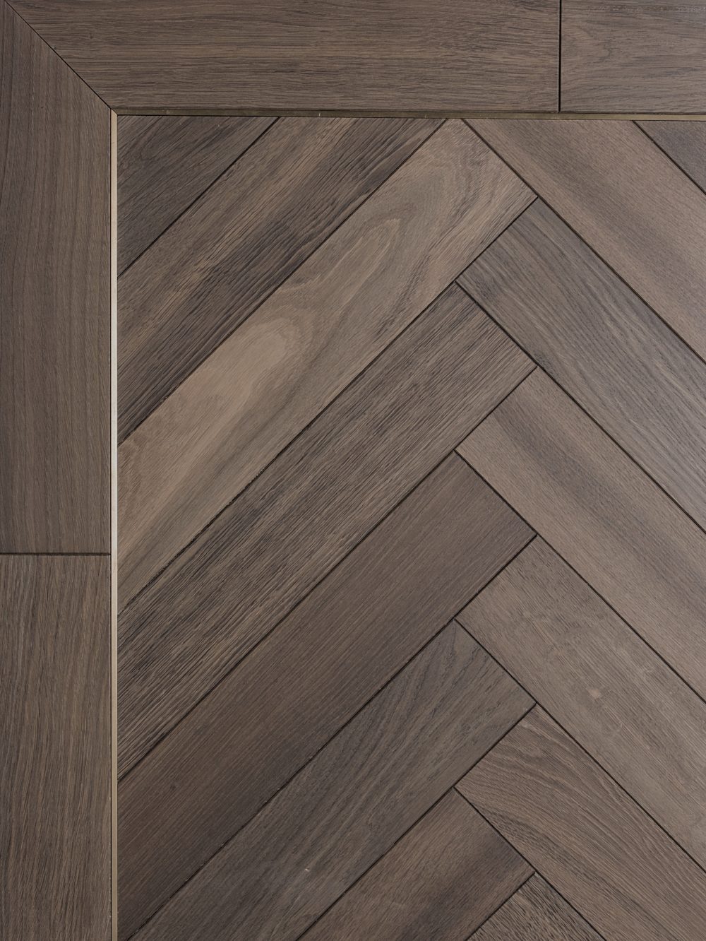 Smoked Grey-Parquet-Select-Lacquer